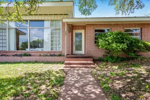 207 Walnut St, Fredericksburg, TX 78624 - Photo 36