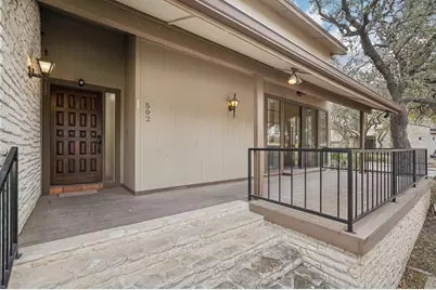 502 Oakland Hills Lane, Kerrville, TX 78028 - Photo 8