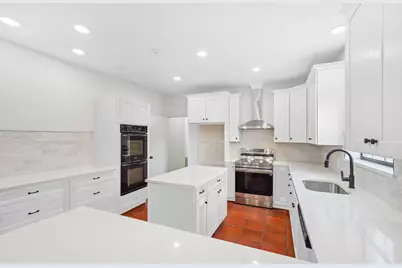 502 Oakland Hills Lane, Kerrville, TX 78028 - Photo 22