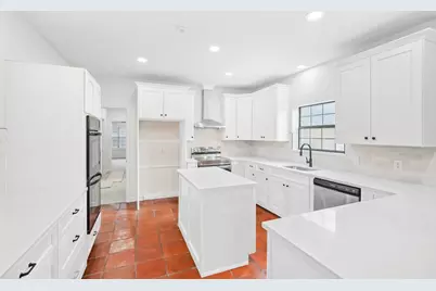 502 Oakland Hills Lane, Kerrville, TX 78028 - Photo 18