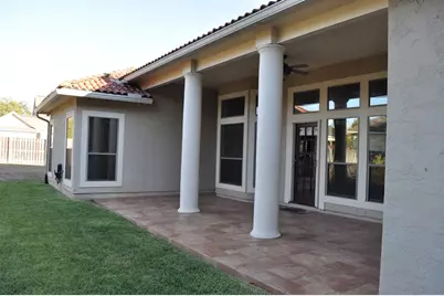 2146 Hedgestone, Fredericksburg, TX 78624 - Photo 2