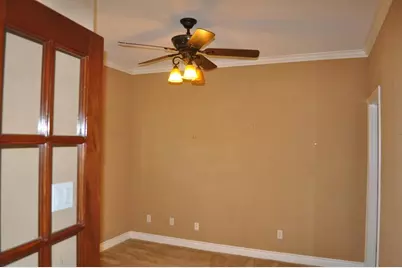 2146 Hedgestone, Fredericksburg, TX 78624 - Photo 6