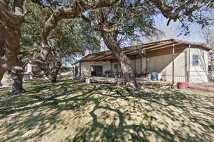 73 Fm 1221, Hext, TX 76848 - Photo 2
