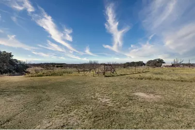 73 Fm 1221, Hext, TX 76848 - Photo 6
