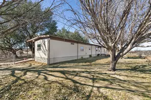 73 Fm 1221, Hext, TX 76848 - Photo 22