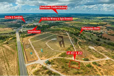 51 Baxter Blvd, Fredericksburg, TX 78624 - Photo 2