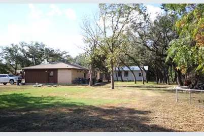 105 E Kathleen Dr., Kerrville, TX 78028 - Photo 10
