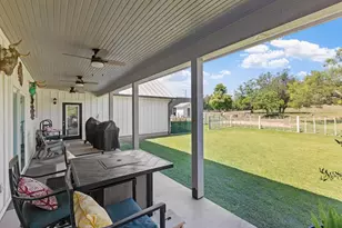 139 Armory Rd, Fredericksburg, TX 78624 - Photo 36