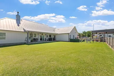 139 Armory Rd, Fredericksburg, TX 78624 - Photo 50