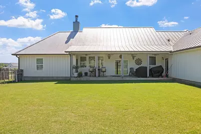 139 Armory Rd, Fredericksburg, TX 78624 - Photo 52