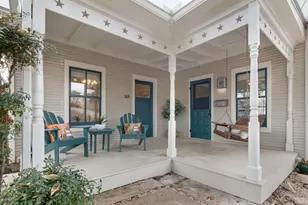 319 W Creek St, Fredericksburg, TX 78624 - Photo 2