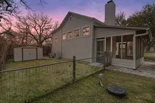 319 W Creek St, Fredericksburg, TX 78624 - Photo 28