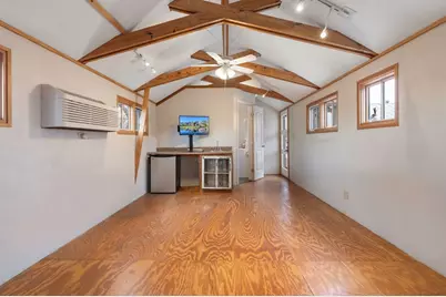 319 W Creek St, Fredericksburg, TX 78624 - Photo 28