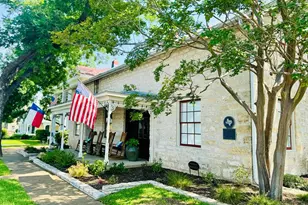 125 W San Antonio St, Fredericksburg, TX 78624 - Photo 1
