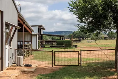 5686 Ranch Rd 1631, Fredericksburg, TX 78624 - Photo 58