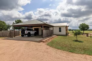 5686 Ranch Rd 1631, Fredericksburg, TX 78624 - Photo 38