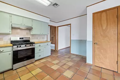 618 Cross Mountain Dr, Fredericksburg, TX 78624 - Photo 16