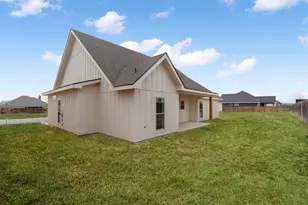 114 Madrona Ln, Fredericksburg, TX 78624 - Photo 30