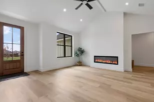 114 Madrona Ln, Fredericksburg, TX 78624 - Photo 4