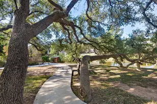 201 Bending Oaks Trail, Fredericksburg, TX 78624 - Photo 26