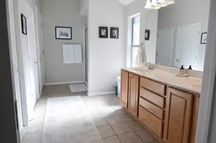 201 Bending Oaks Trail, Fredericksburg, TX 78624 - Photo 16