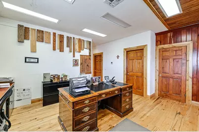 2684 W US Hwy 290, Fredericksburg, TX 78624 - Photo 16