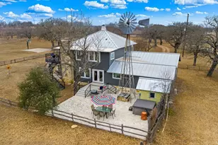 2485 Old San Antonio Rd, Fredericksburg, TX 78624 - Photo 2