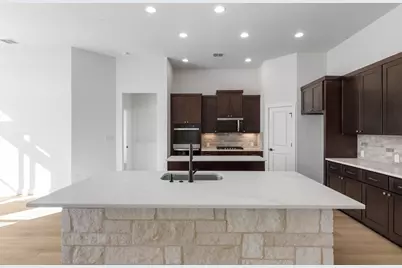 117 Stoneledge, Fredericksburg, TX 78624 - Photo 6