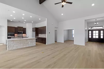 117 Stoneledge, Fredericksburg, TX 78624 - Photo 2