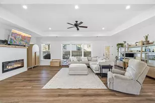 908 Smokey Oak Dr, Fredericksburg, TX 78624 - Photo 8