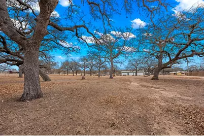 1125 Knopp School Rd, Fredericksburg, TX 78624 - Photo 42