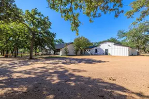 1180 Boos Ln, Fredericksburg, TX 78624 - Photo 4
