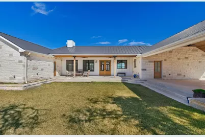 164 Lyndons Ln, Fredericksburg, TX 78624 - Photo 10