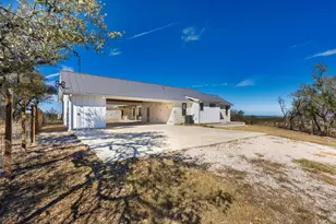 164 Lyndons Ln, Fredericksburg, TX 78624 - Photo 12