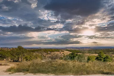 164 Lyndons Ln, Fredericksburg, TX 78624 - Photo 8