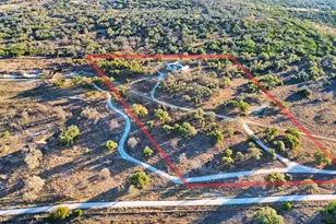 164 Lyndons Ln, Fredericksburg, TX 78624 - Photo 2