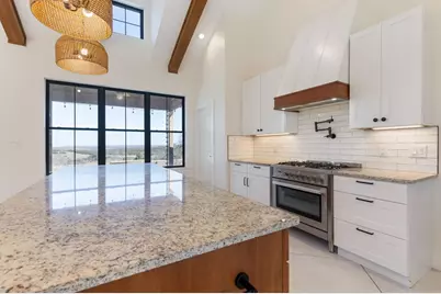 164 Lyndons Ln, Fredericksburg, TX 78624 - Photo 14