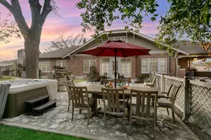 101 E Hackberry St, Fredericksburg, TX 78624 - Photo 48