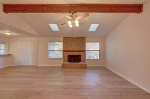 131 Homestead Dr, Kerrville, TX 78028 - Photo 6