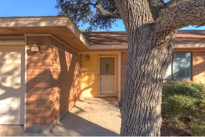 131 Homestead Dr, Kerrville, TX 78028 - Photo 4