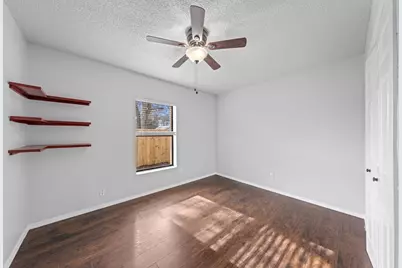 319 Pearl St, Kerrville, TX 78028 - Photo 16