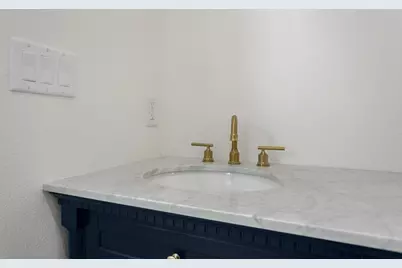 300 W Junker Hill Dr, Fredericksburg, TX 78624 - Photo 22