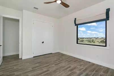 300 W Junker Hill Dr, Fredericksburg, TX 78624 - Photo 20