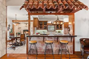 521 Bluff Creek Rd, Center Point, TX 78010 - Photo 12