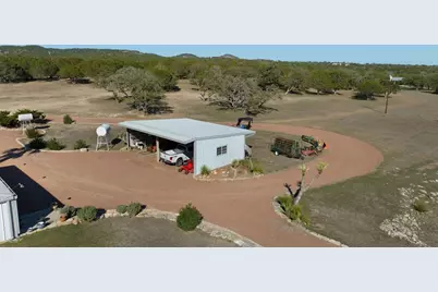 521 Bluff Creek Rd, Center Point, TX 78010 - Photo 54