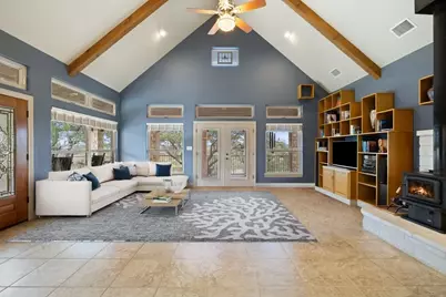 232 Crooked Oak Ln, Round Mountain, TX 78663 - Photo 10