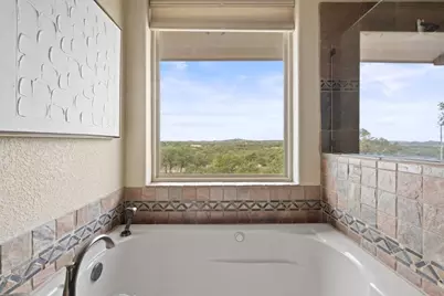 232 Crooked Oak Ln, Round Mountain, TX 78663 - Photo 32