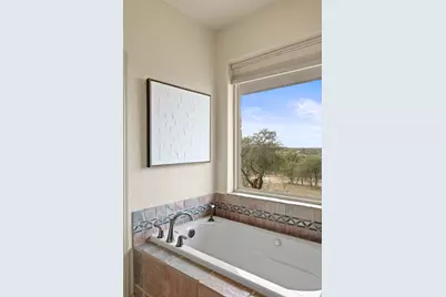 232 Crooked Oak Ln, Round Mountain, TX 78663 - Photo 34