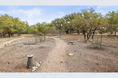 232 Crooked Oak Ln, Round Mountain, TX 78663 - Photo 58