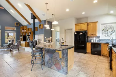 232 Crooked Oak Ln, Round Mountain, TX 78663 - Photo 22